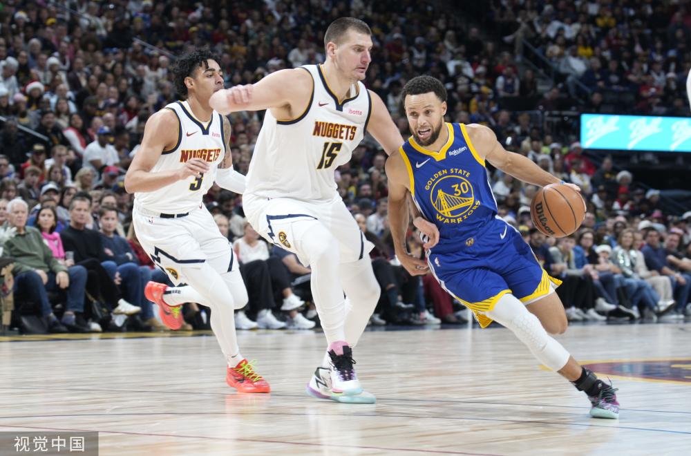 水平来吸引 水平来吸引