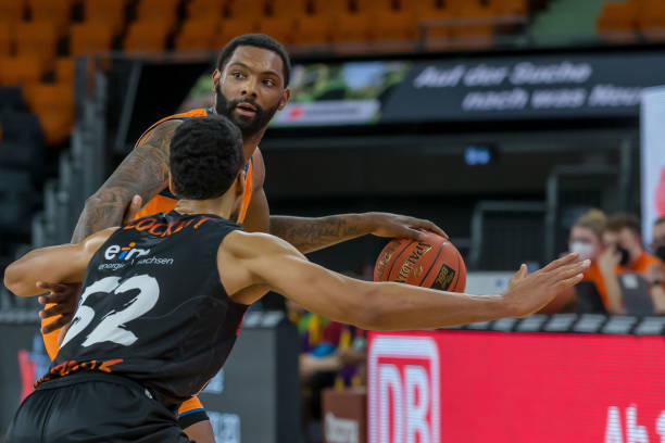 虽然急需补 虽然急需补